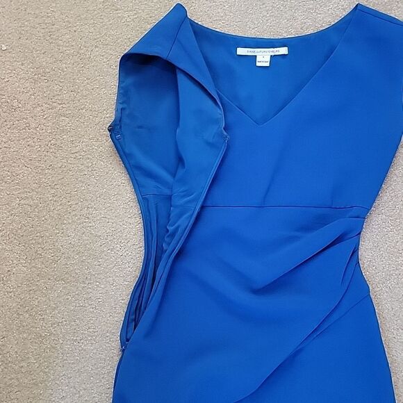 Diane Von Furstenberg royal blue sheath dresss - Picture 10 of 10